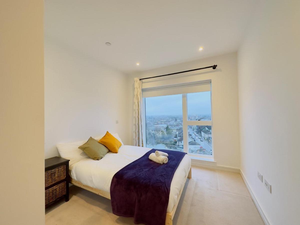 Ferienwohnung Luxurious Comfy Penthouse - Steps To East Croydon Train Station - Views Exterior foto